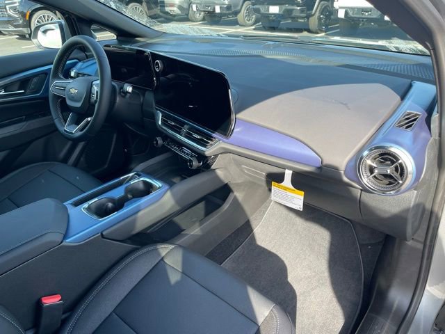 New 2026 Chevrolet Equinox EV LT AWD/4WD image 11