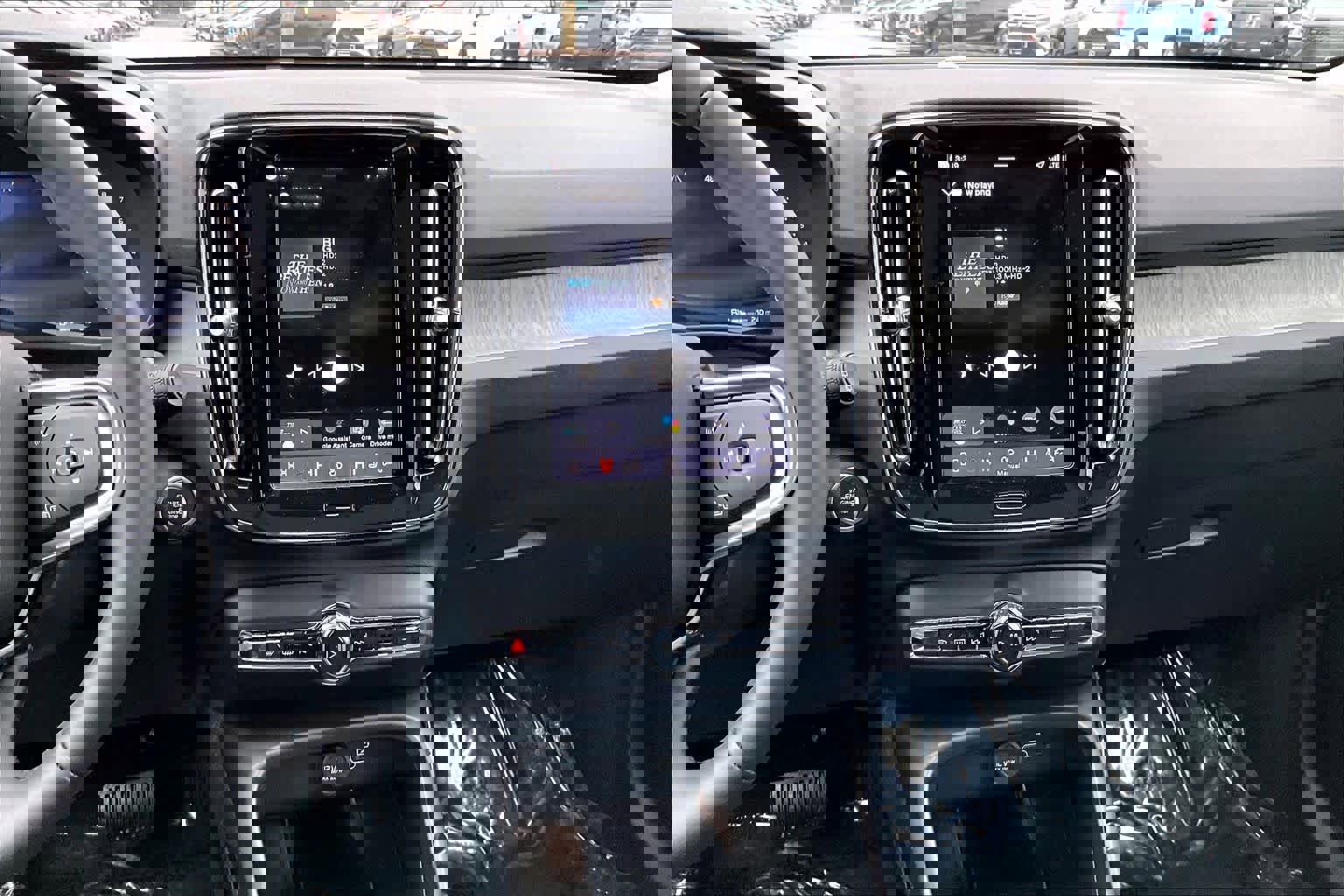 Used 2026 Volvo XC40 B5 Core w/ Climate Package image 6