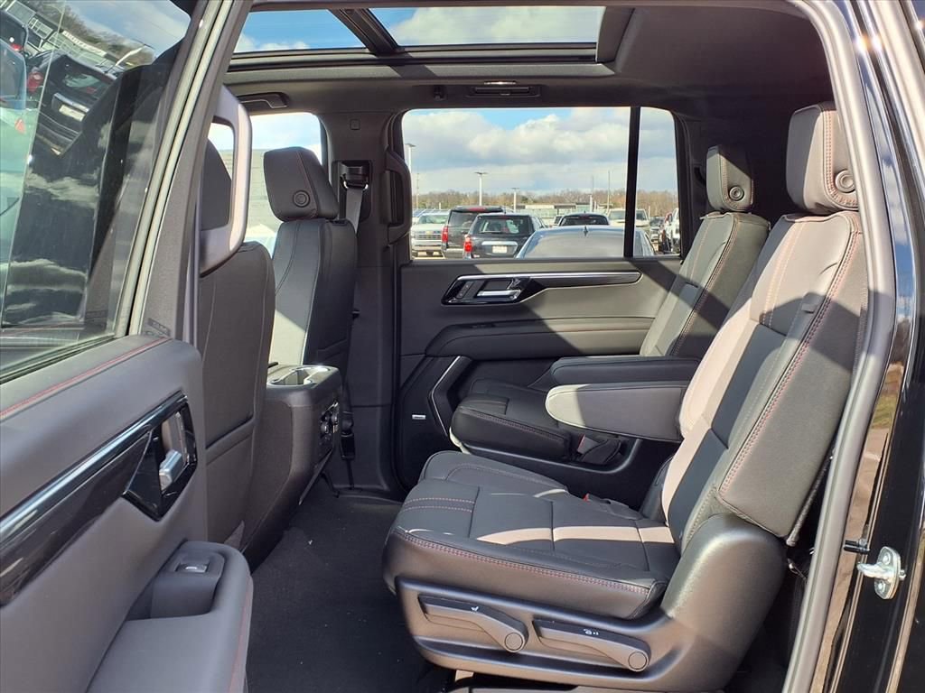 New 2026 Chevrolet Suburban RST w/ Comfort Package image 9