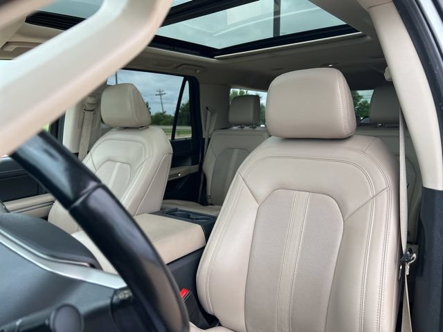 Used 2023 Ford Expedition Max Limited RWD image 12