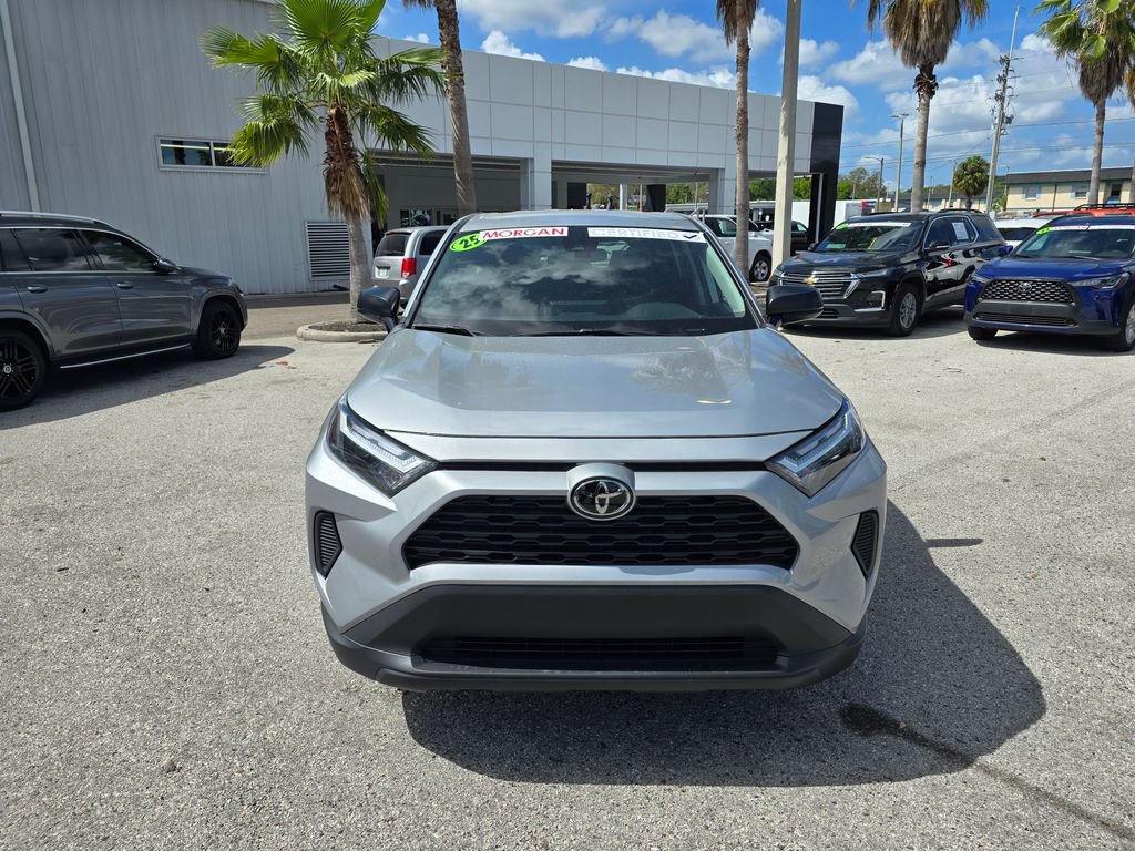 Used 2025 Toyota RAV4 LE image 7