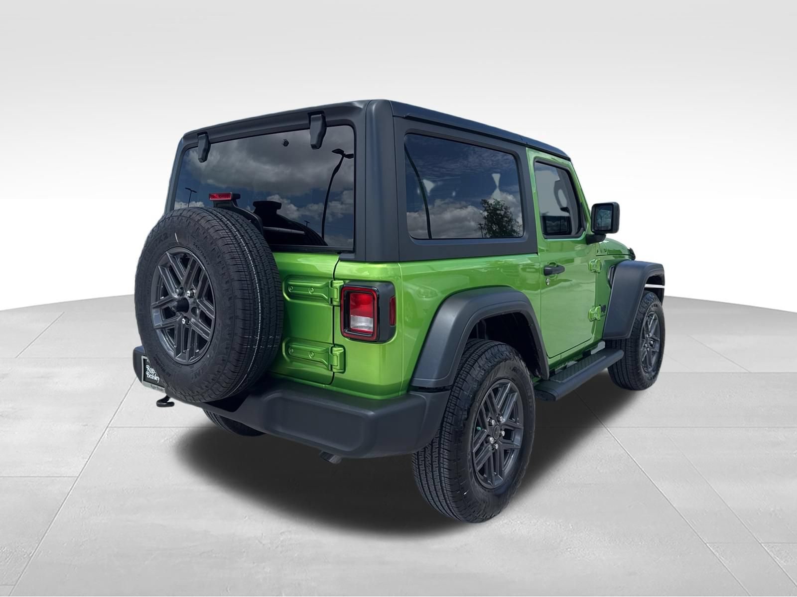 Used 2025 Jeep Wrangler Sport AWD/4WD image 5