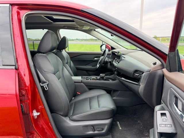 Used 2023 Nissan Rogue SL w/ SL Premium Package AWD/4WD image 11