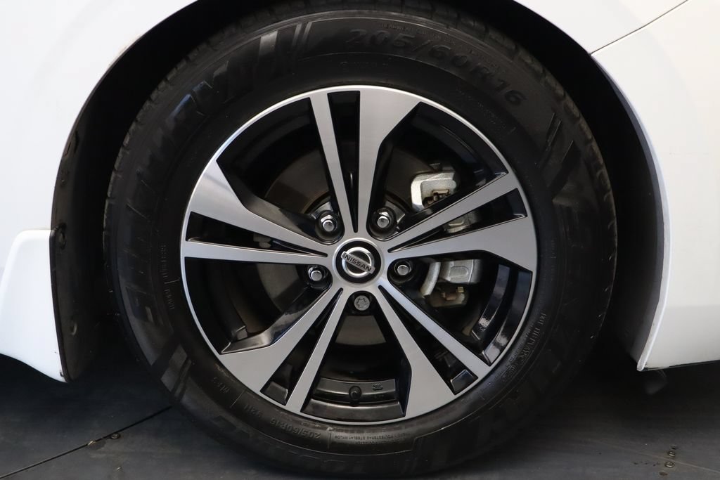 Used 2020 Nissan Sentra SV w/ Electronics Package FWD image 10