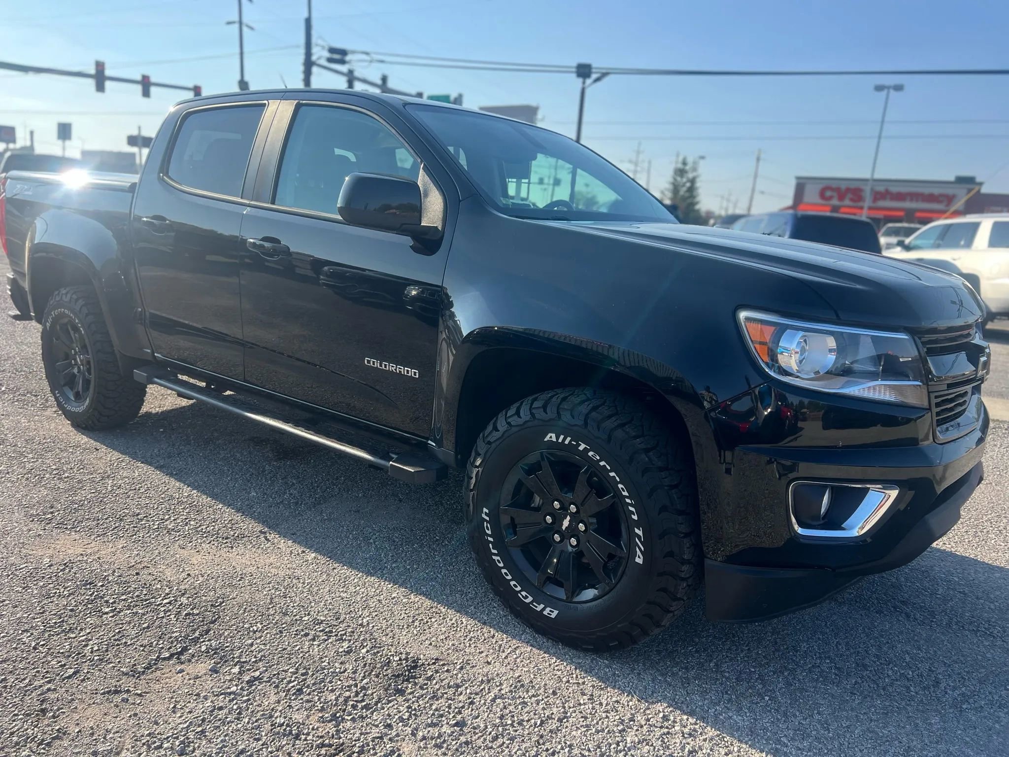 Used 2017 Chevrolet Colorado Z71 w/ Z71 Midnight Edition image 7