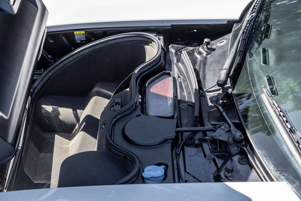 Used 2005 Ford GT image 38