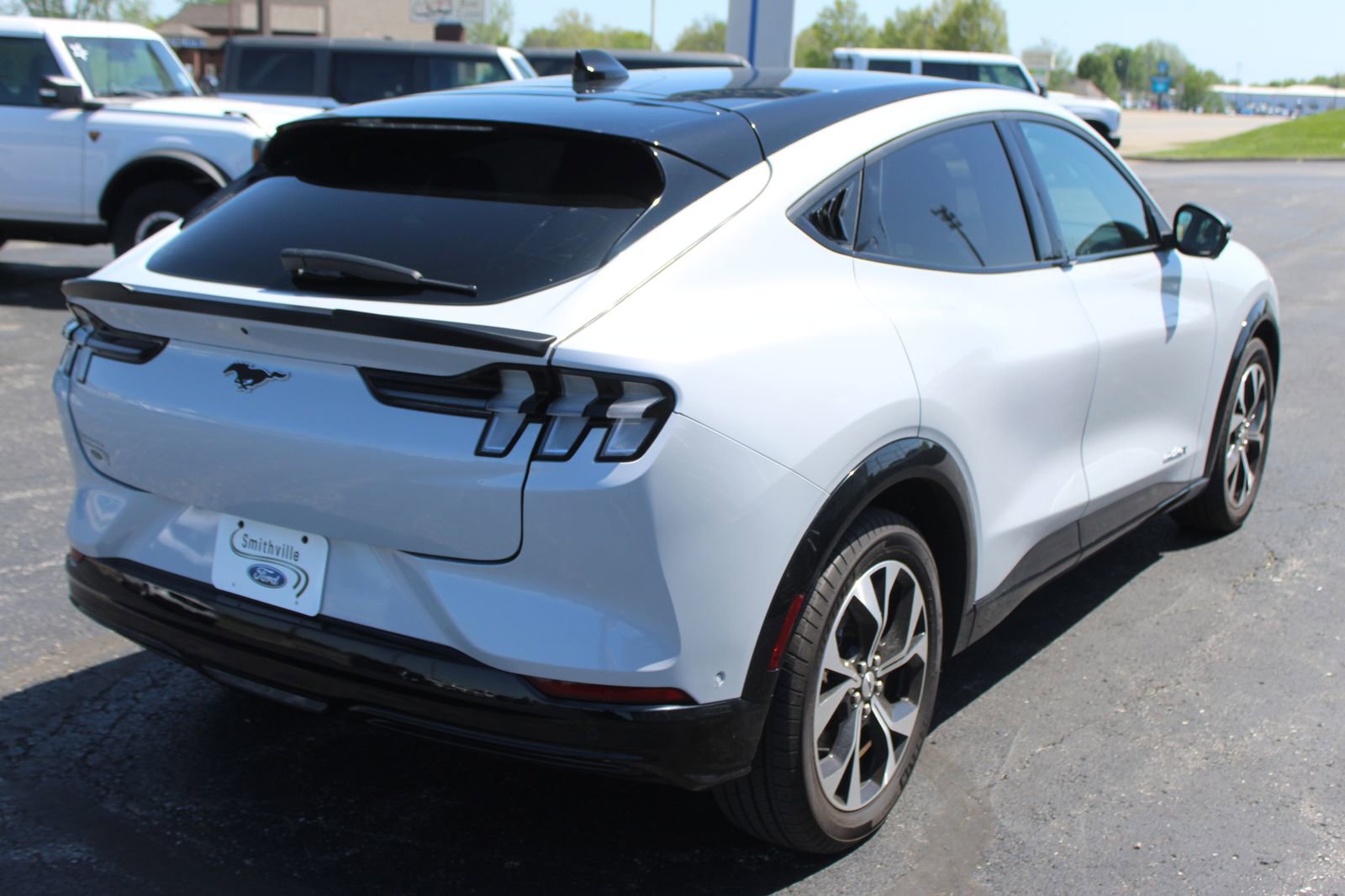 Used 2023 Ford Mustang Mach-E Premium AWD/4WD image 7