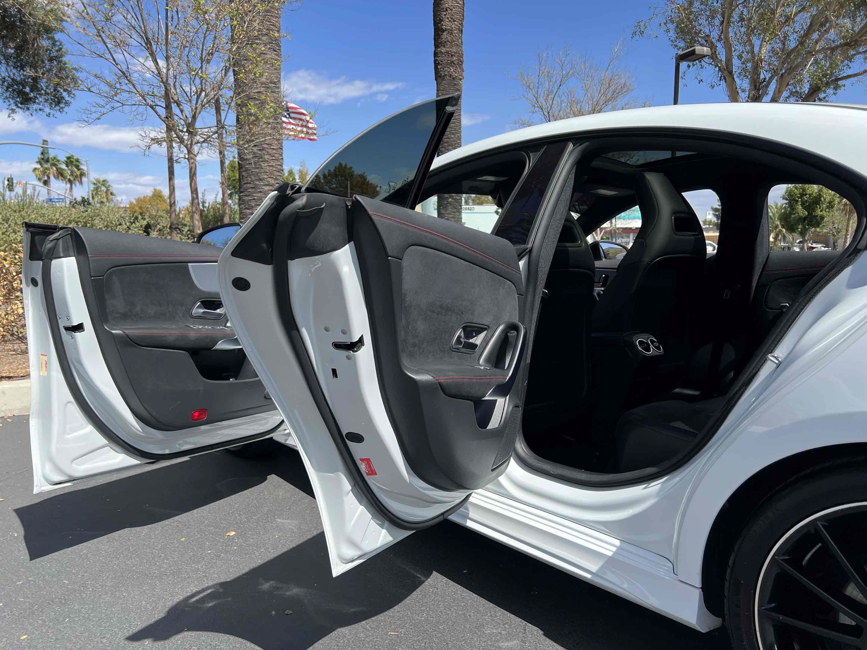 Used 2023 Mercedes-Benz CLA 250 image 37