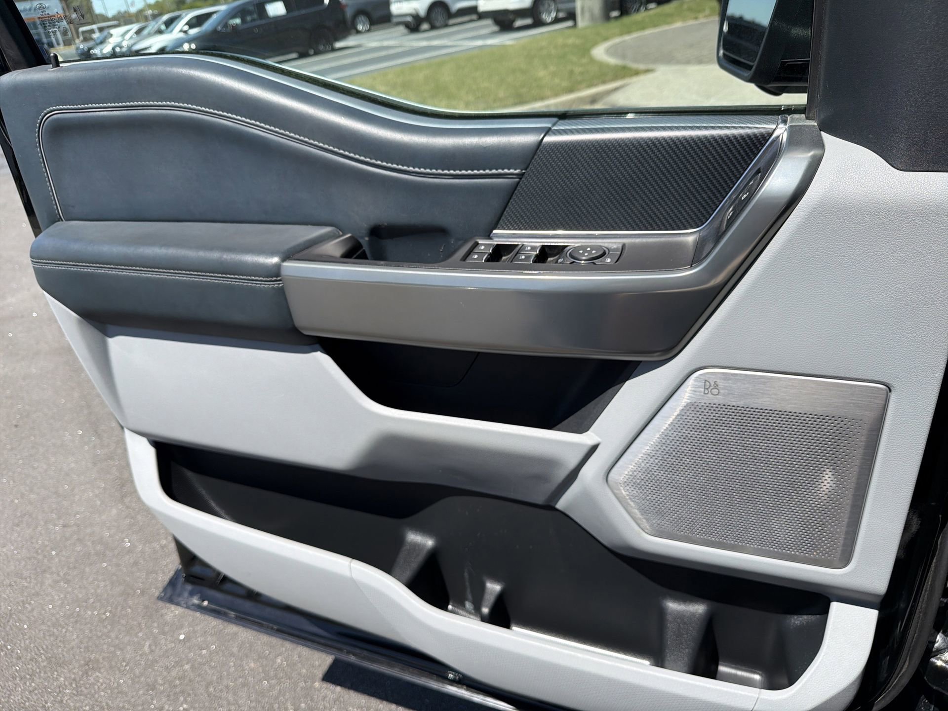 Used 2021 Ford F150 Limited AWD/4WD image 19