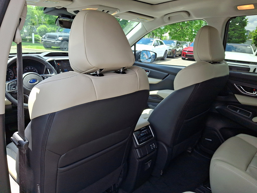 Used 2024 Subaru Ascent Limited w/ Technology Package AWD/4WD image 21