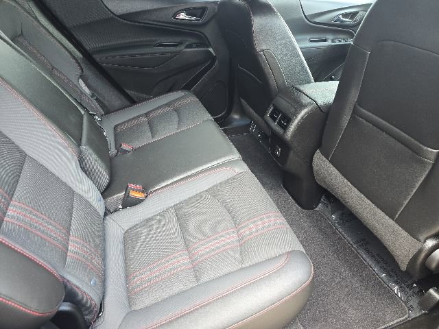 Used 2022 Chevrolet Equinox RS AWD/4WD image 5