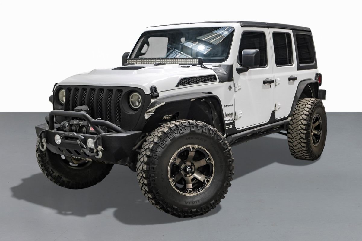 Used 2018 Jeep Wrangler Unlimited Sahara image 4