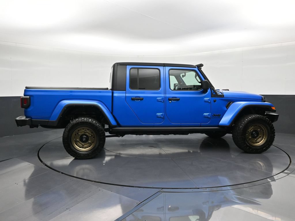 Used 2022 Jeep Gladiator Sport AWD/4WD image 6
