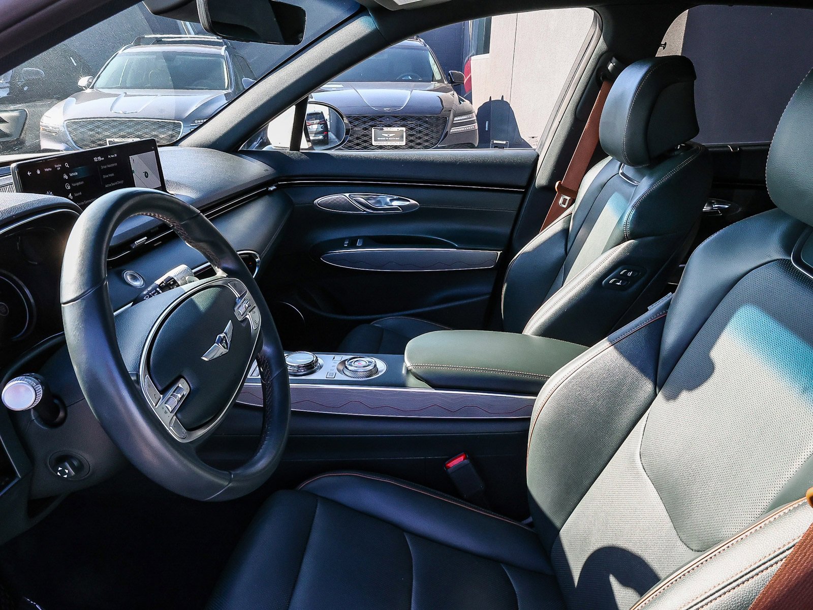 Used 2023 Genesis GV70 2.5T w/ Advanced Package image 20