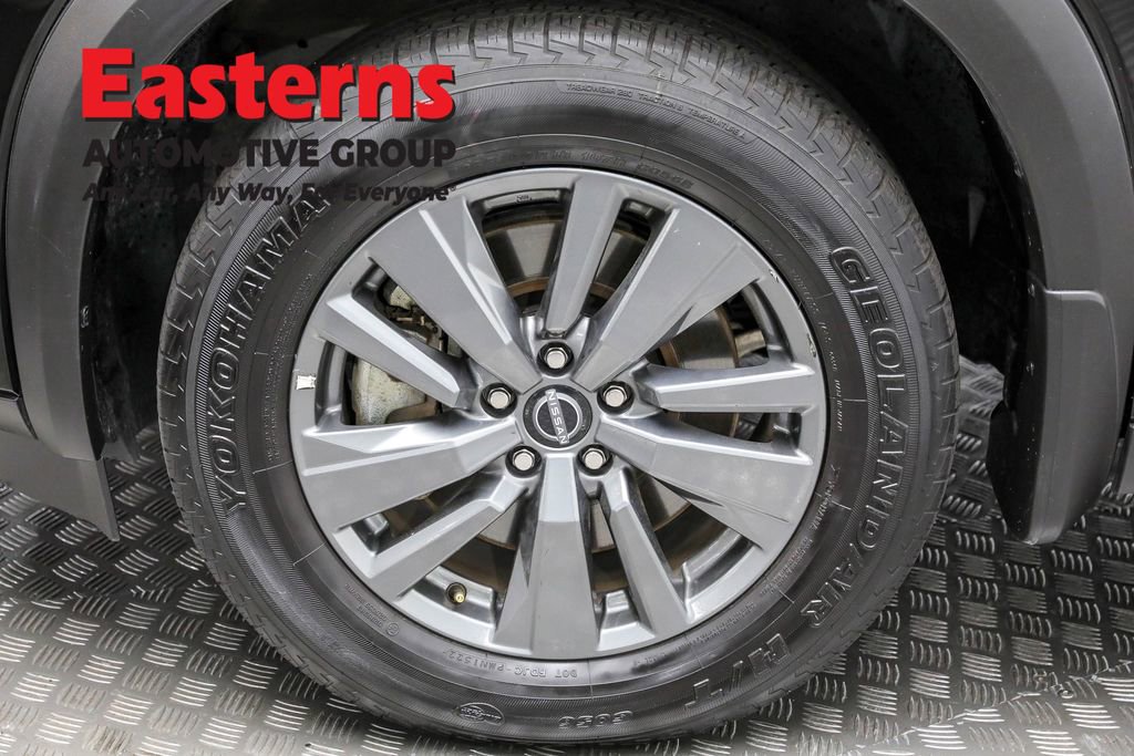 Used 2024 Nissan Pathfinder S image 33