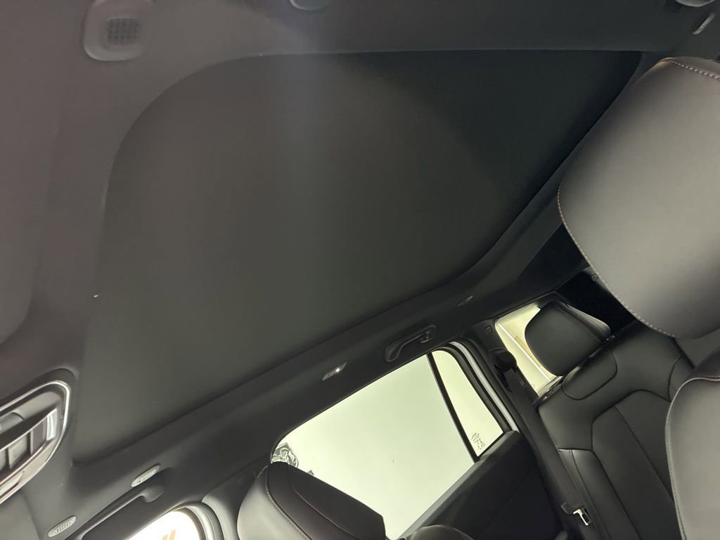 New 2026 Jeep Cherokee Limited image 17