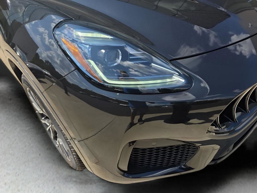 New 2025 Maserati Grecale GT image 10