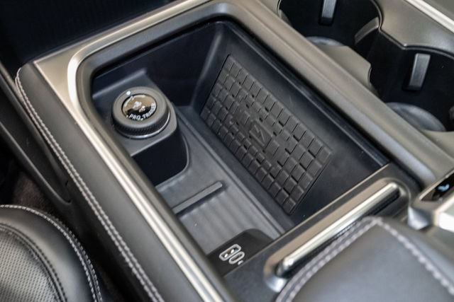 Used 2025 Ford Expedition Platinum AWD/4WD image 26