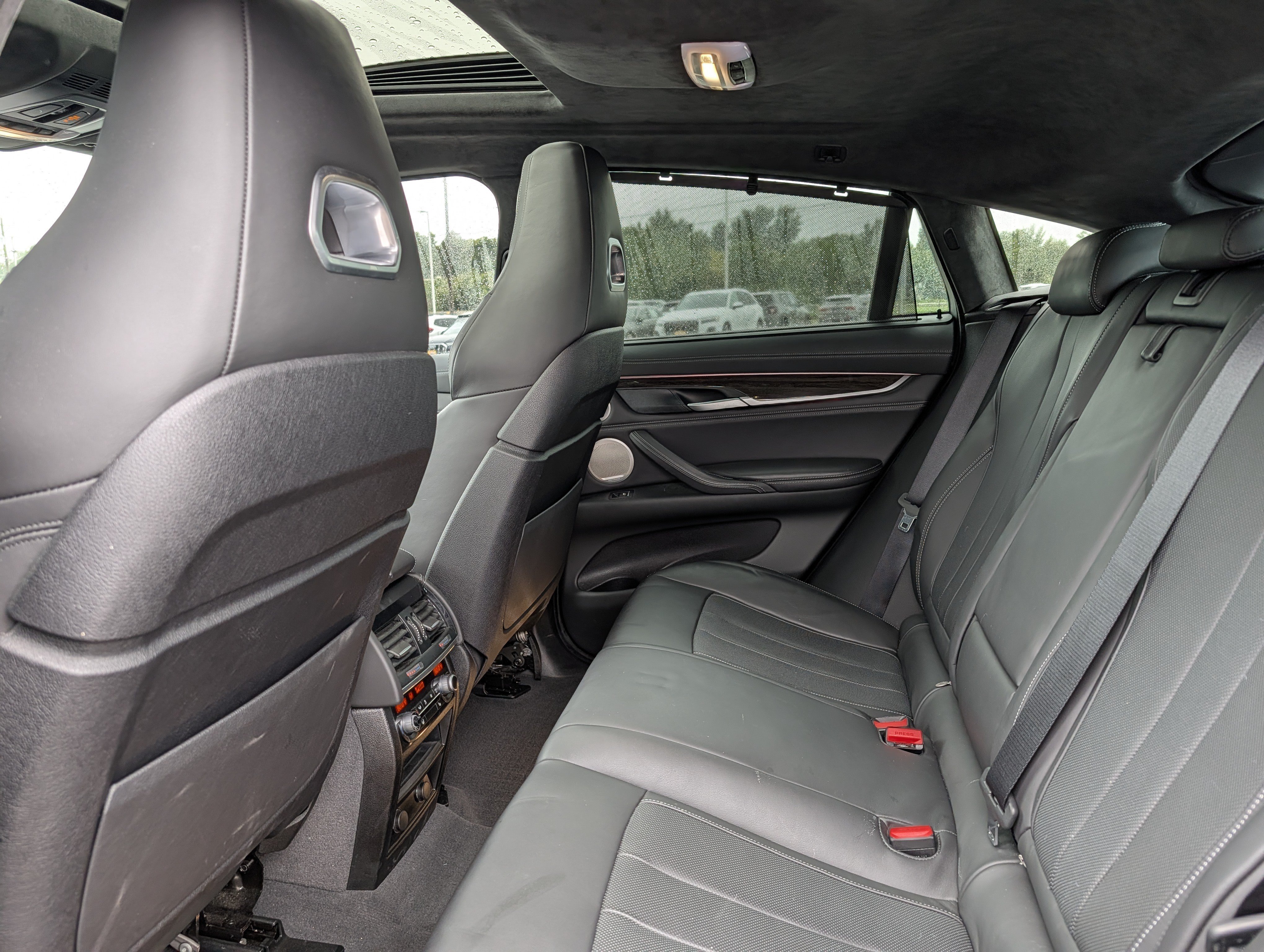 Used 2019 BMW X6 M w/ Executive Package AWD/4WD image 21