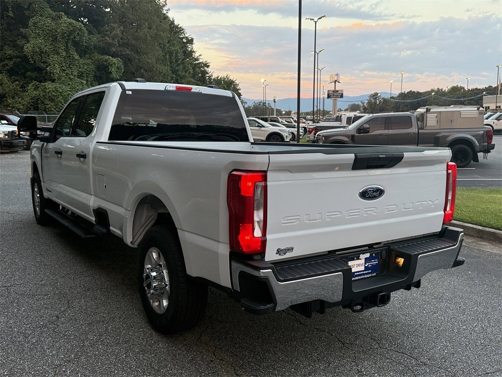 New 2026 Ford F350 XLT image 5