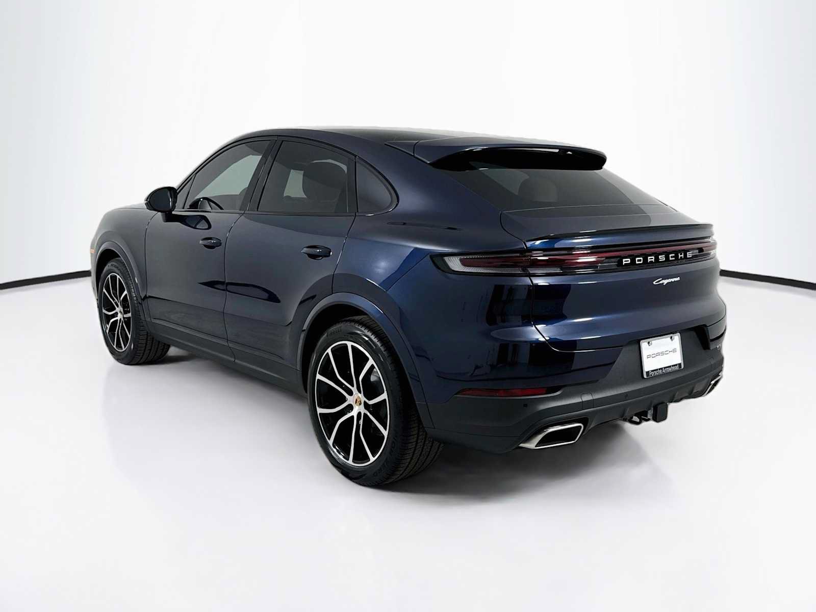 New 2026 Porsche Cayenne Coupe AWD/4WD image 3