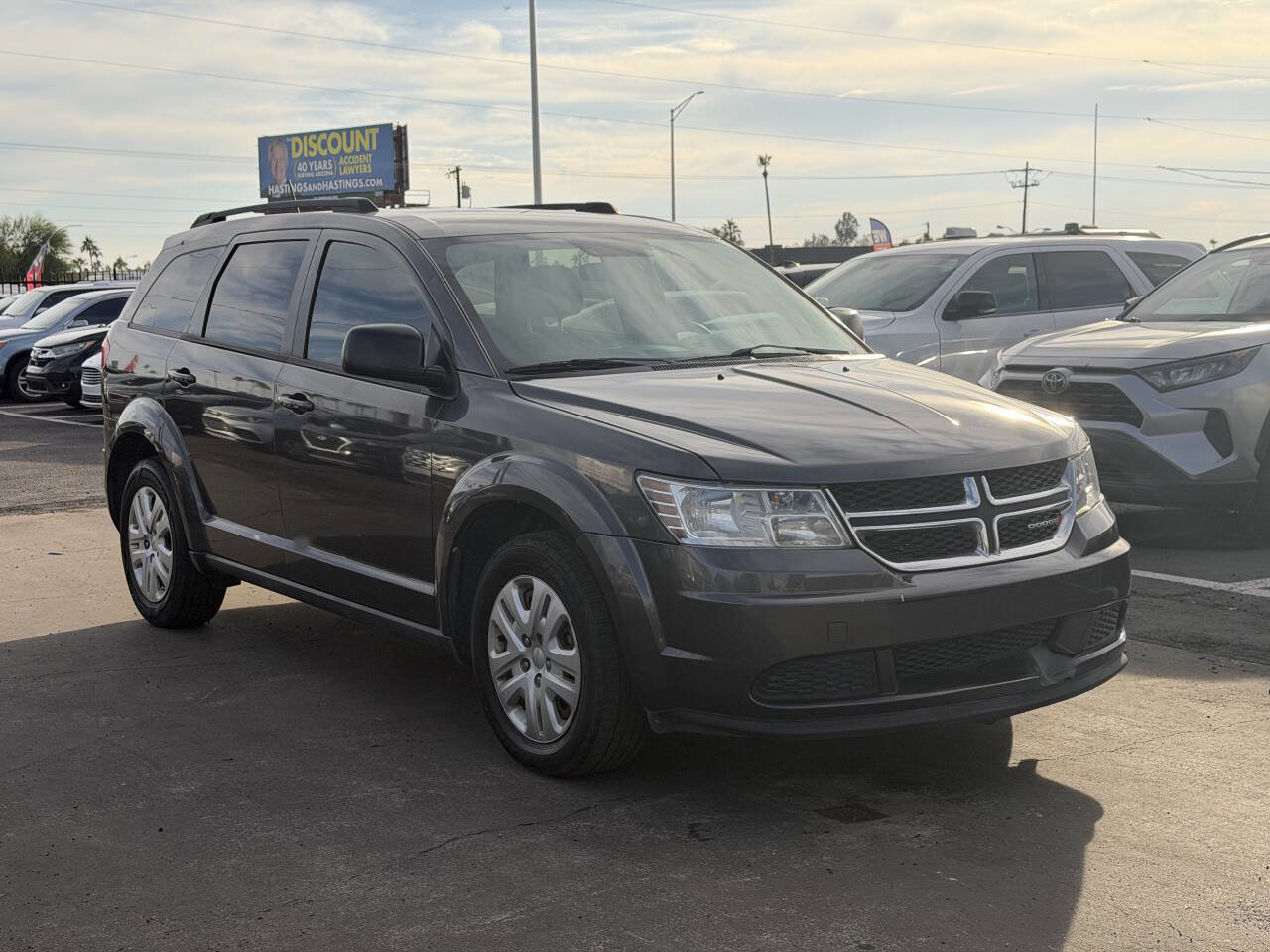 Used 2018 Dodge Journey SE image 16
