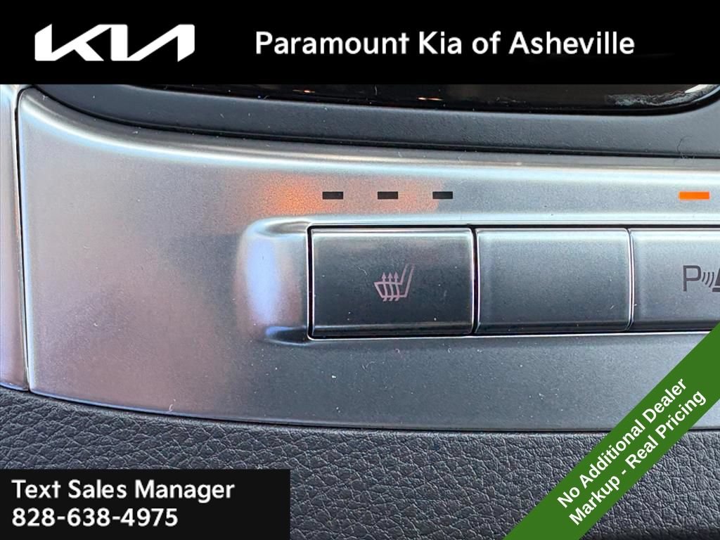 New 2026 Kia Carnival EX FWD image 15