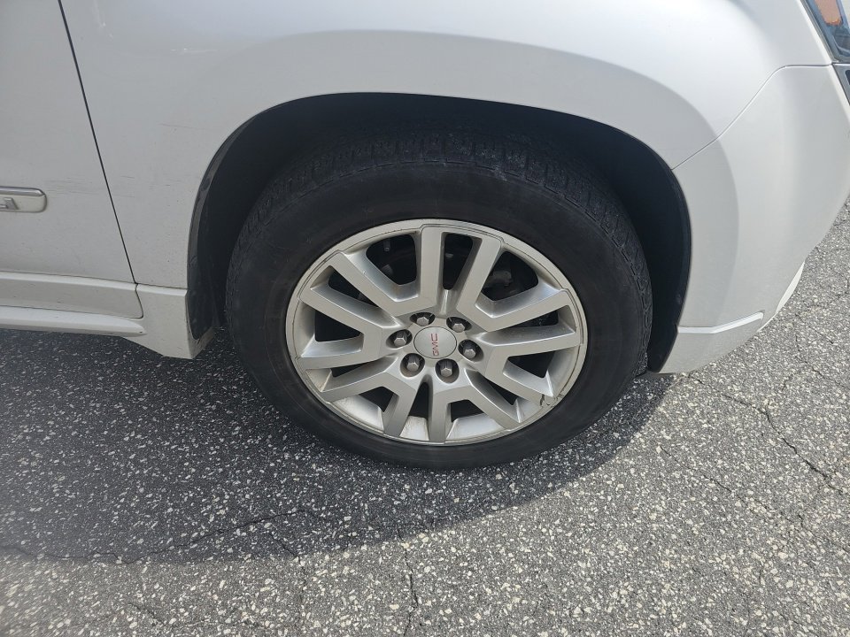 Used 2016 GMC Acadia Denali image 25