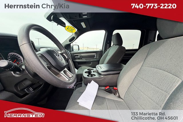 Used 2024 RAM 1500 Classic Warlock image 13