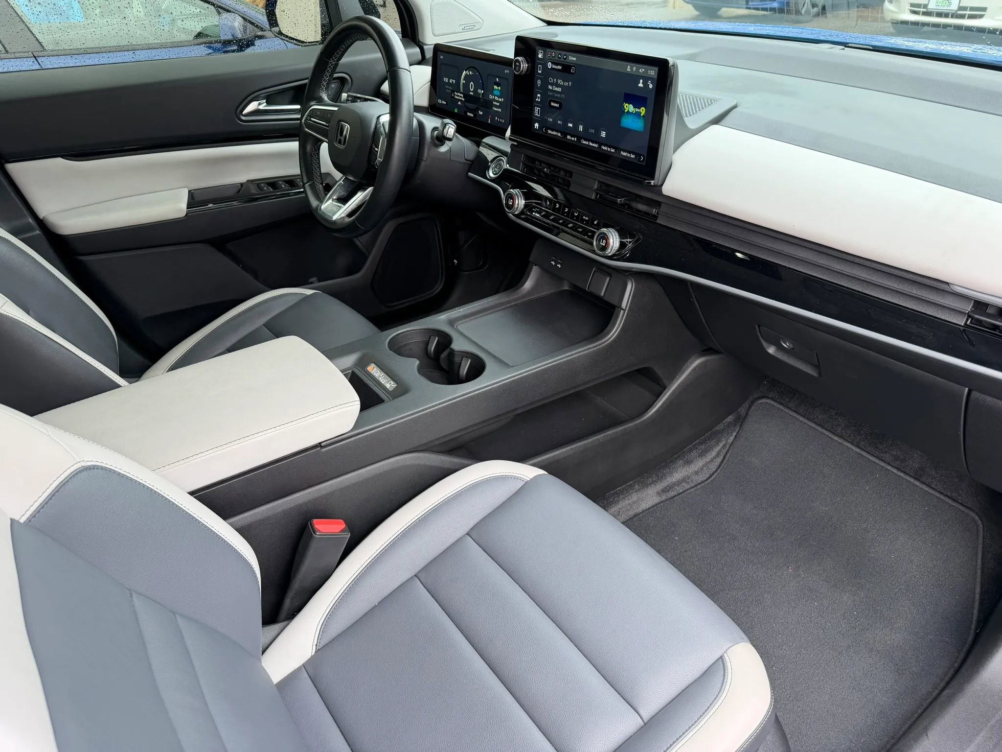 Used 2024 Honda Prologue Touring image 23