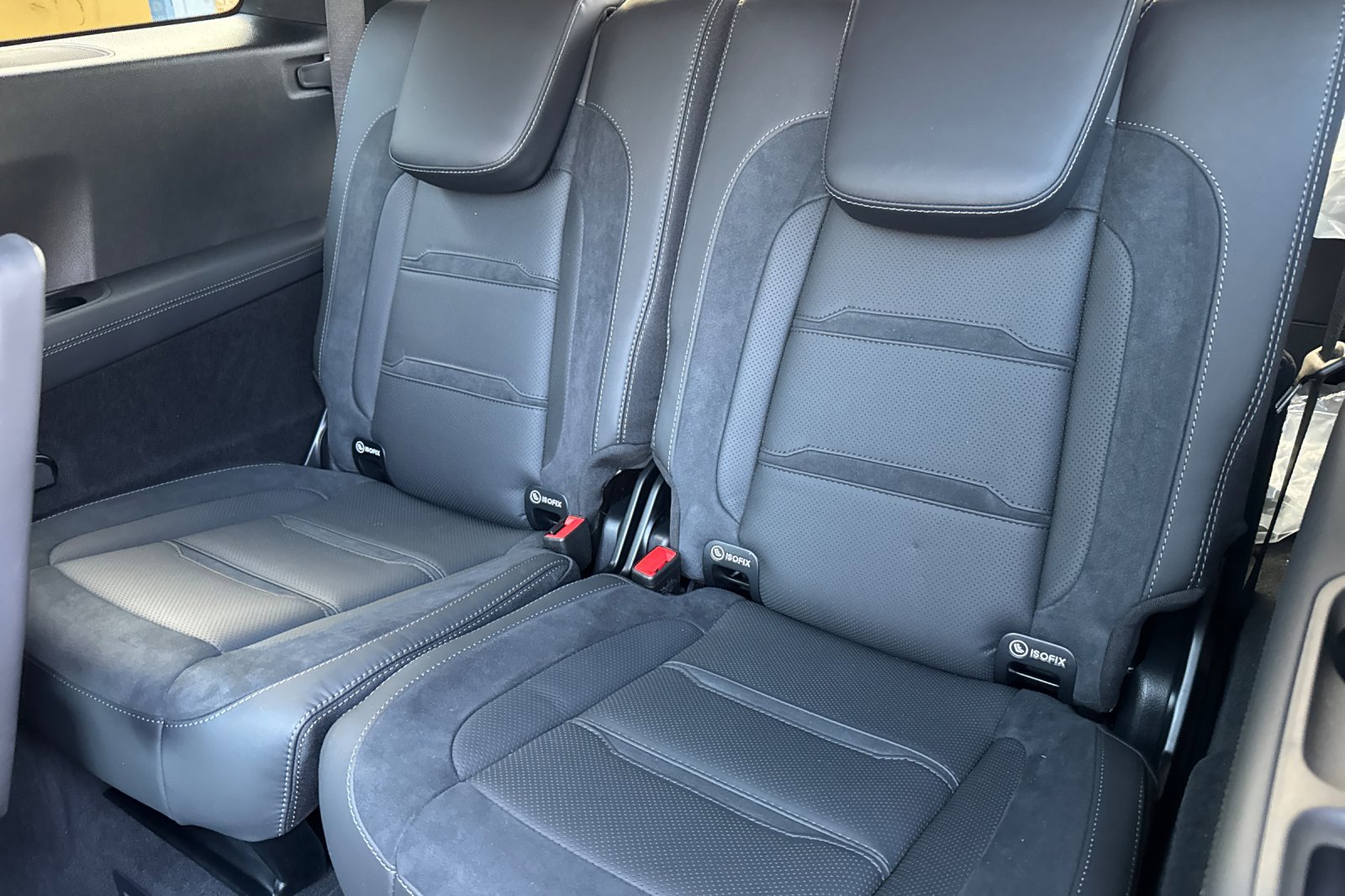 New 2025 Mercedes-Benz GLS 63 AMG 4MATIC image 22