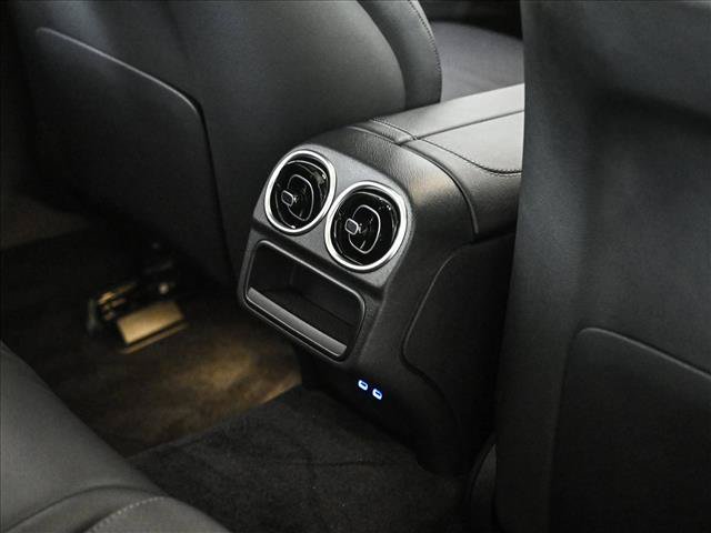 New 2026 Mercedes-Benz C 300 4MATIC Sedan image 19