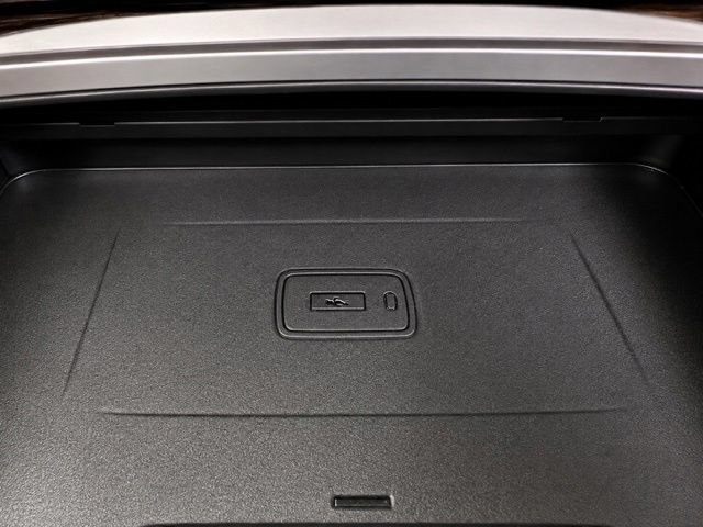 Used 2022 BMW 750i xDrive w/ Executive Package AWD/4WD image 43