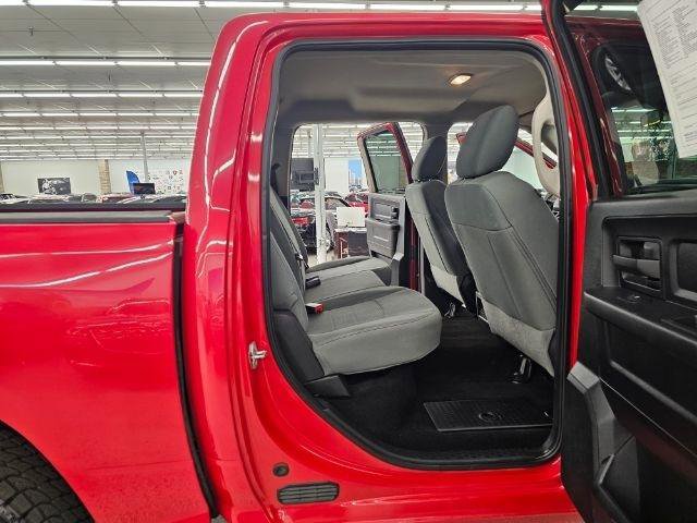 Used 2014 RAM 1500 Express image 33