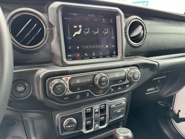 Used 2023 Jeep Gladiator Overland image 16