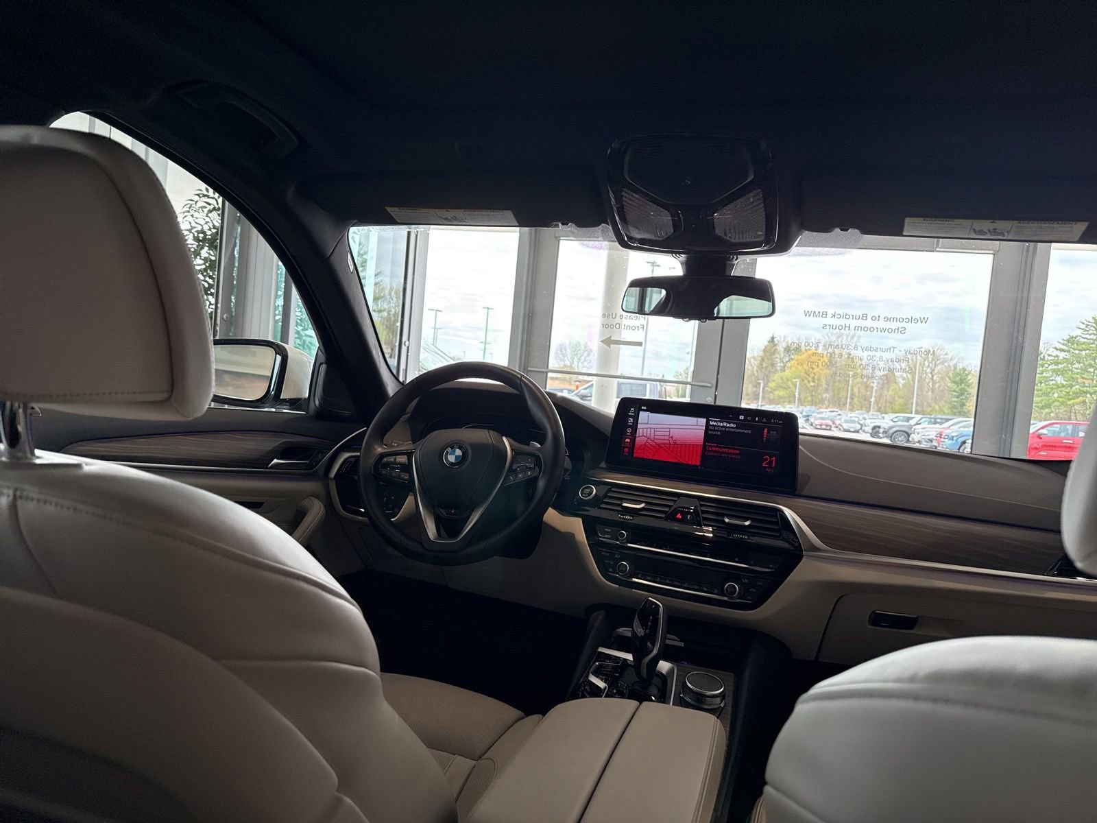 Used 2023 BMW 540i xDrive w/ Premium Package AWD/4WD image 31
