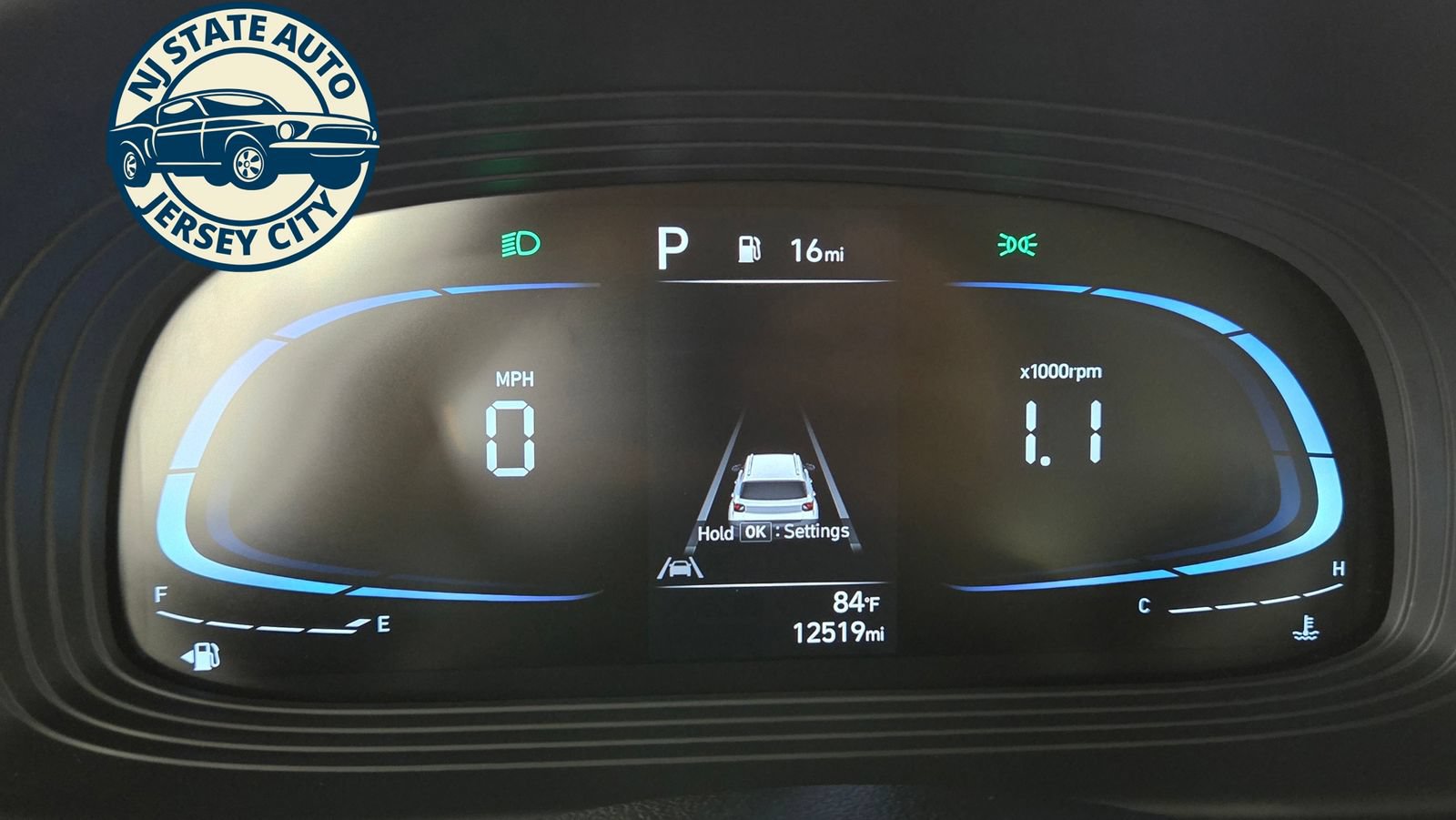 Used 2026 Hyundai Venue SEL FWD image 12