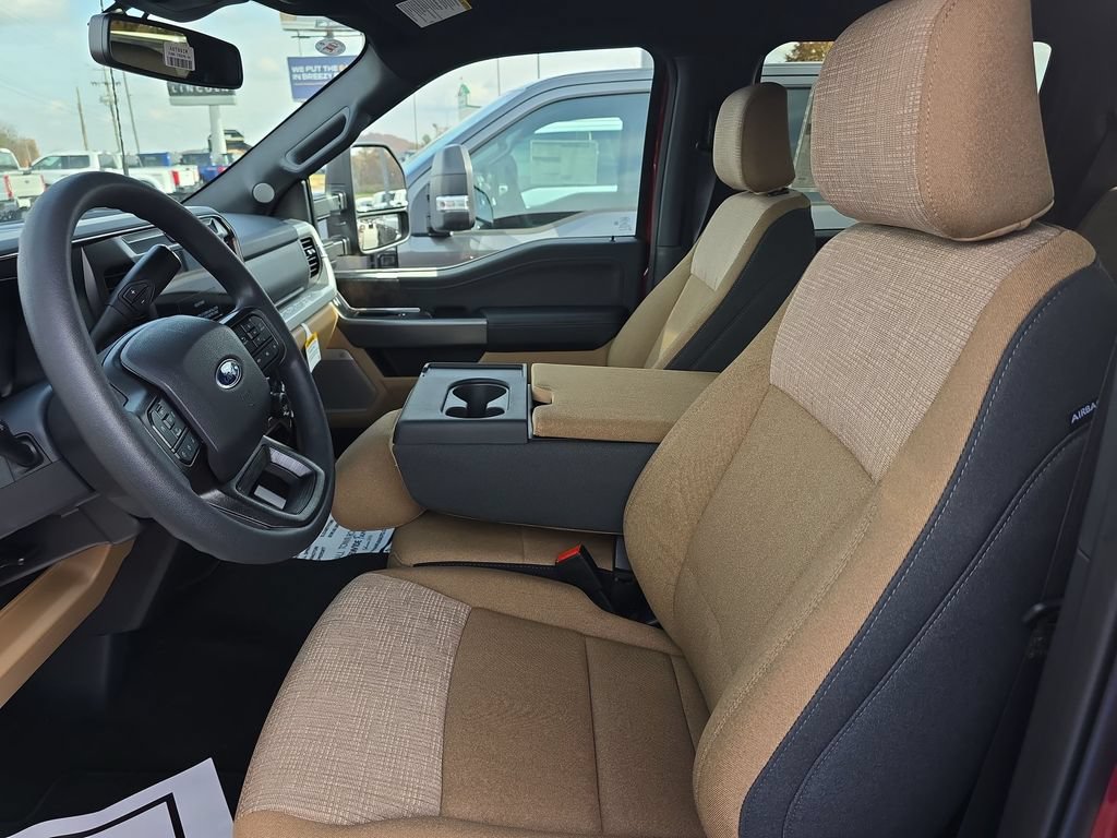New 2026 Ford F250 XLT w/ XLT Premium Package AWD/4WD image 12
