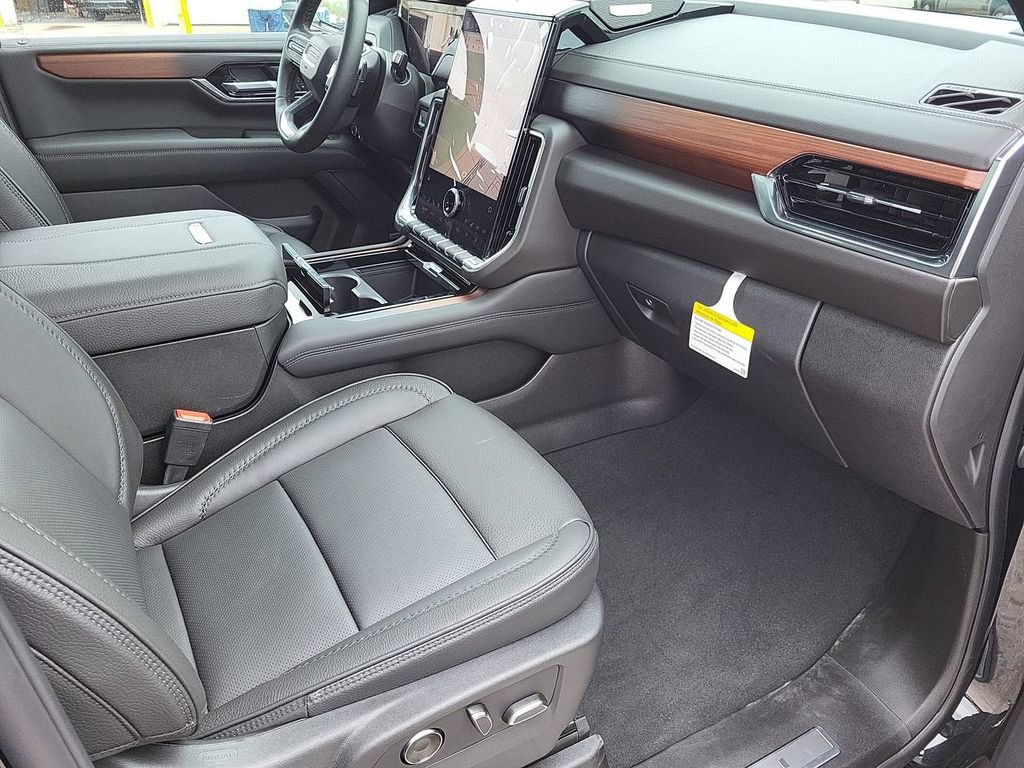 New 2026 GMC Yukon XL Denali w/ Sun & Power Step Package image 26