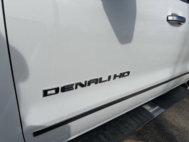 Used 2016 GMC Sierra 2500 Denali w/ Duramax Plus Package image 11