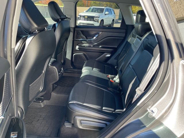 Used 2021 Lincoln Corsair AWD w/ Premium Package image 17