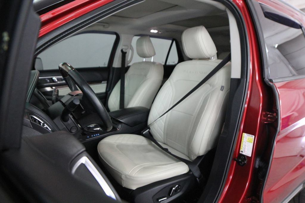 Used 2018 Ford Explorer Platinum AWD/4WD image 52