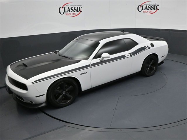 Used 2019 Dodge Challenger R/T w/ Plus Package image 17