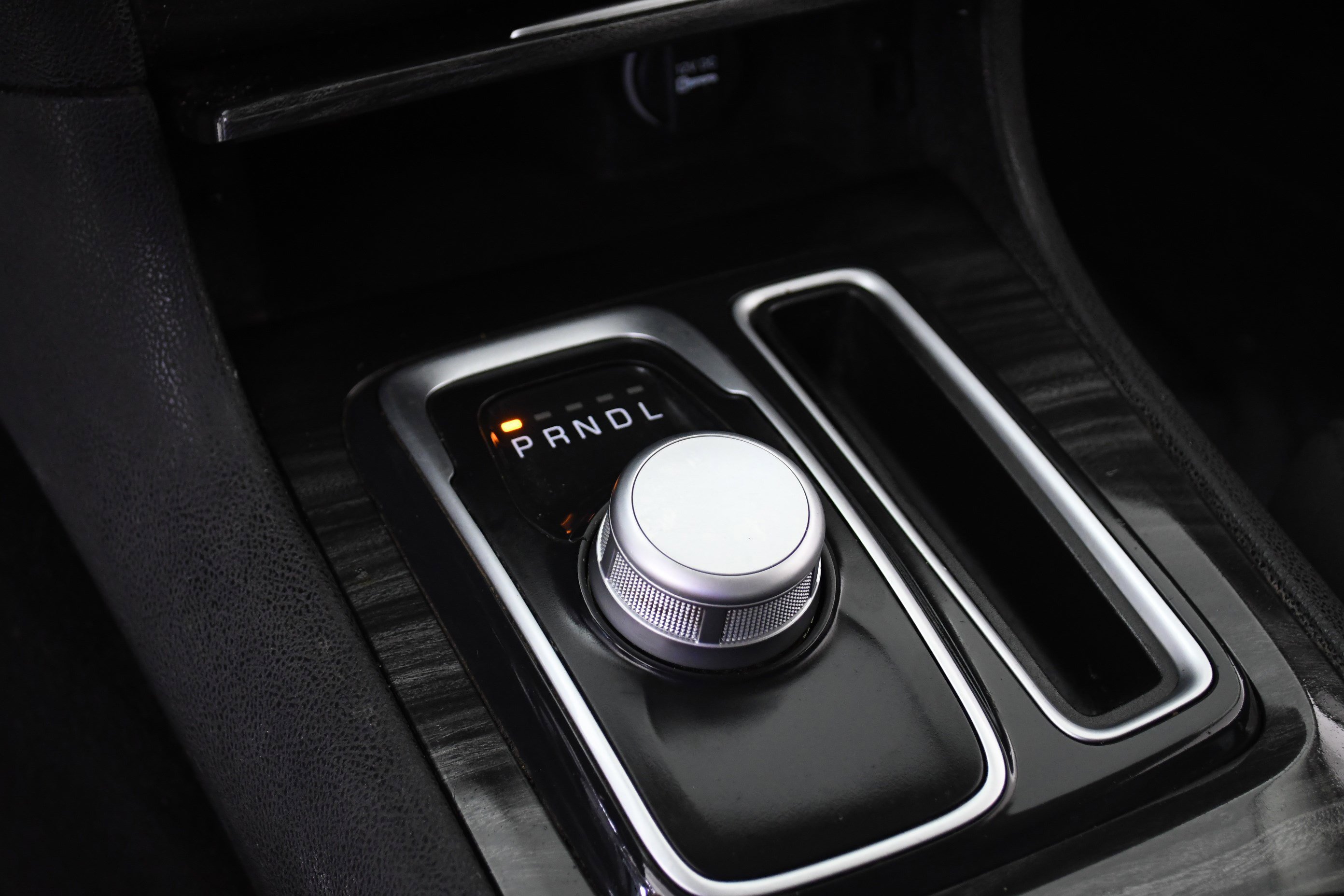 Used 2019 Chrysler 300 Touring L w/ Quick Order Package 22F image 14