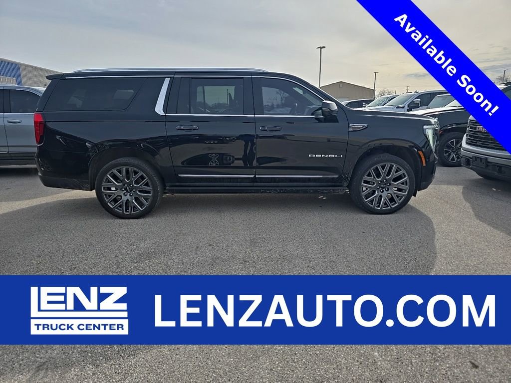 Used 2025 GMC Yukon XL Denali Ultimate image 1