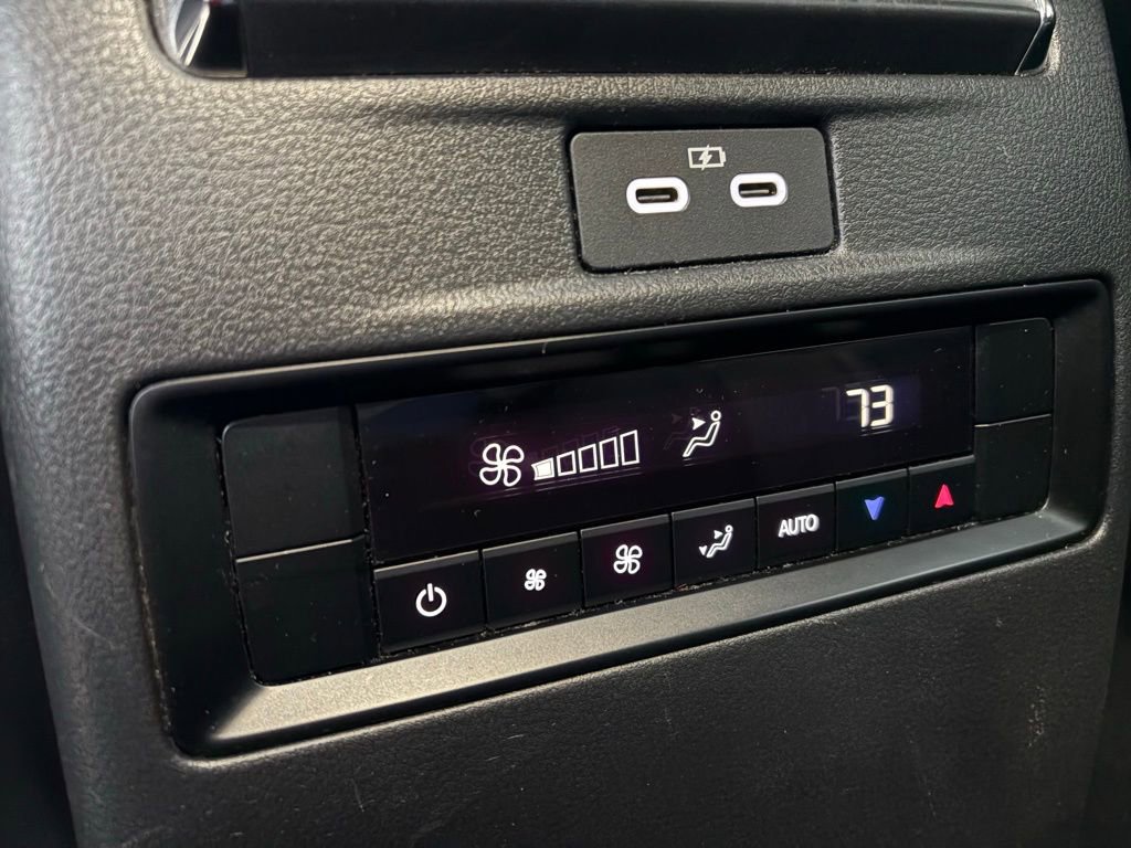 Used 2024 MAZDA CX-90 3.3 Turbo w/ Preferred Plus image 45