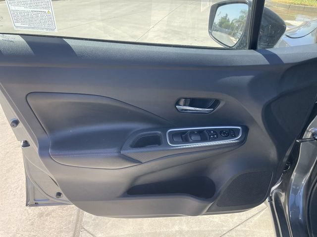 Used 2024 Nissan Versa SR FWD image 18