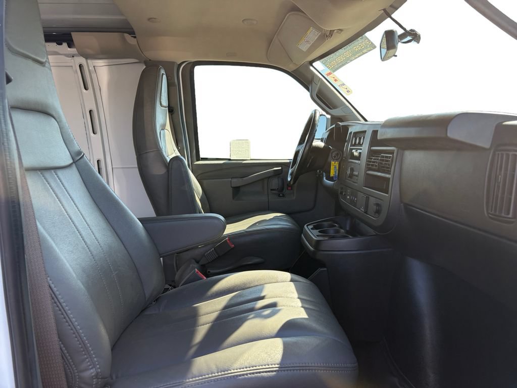 Certified 2023 GMC Savana 2500 Extended w/ Driver Convenience Package RWD image 17