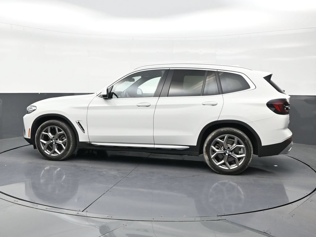 Used 2024 BMW X3 sDrive30i w/ Convenience Package w/ZPA RWD image 2