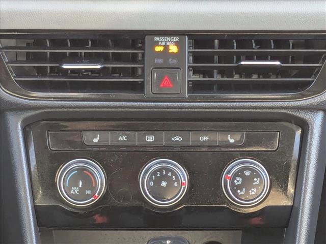 Used 2023 Volkswagen Taos SE w/ Panoramic Sunroof Package image 16